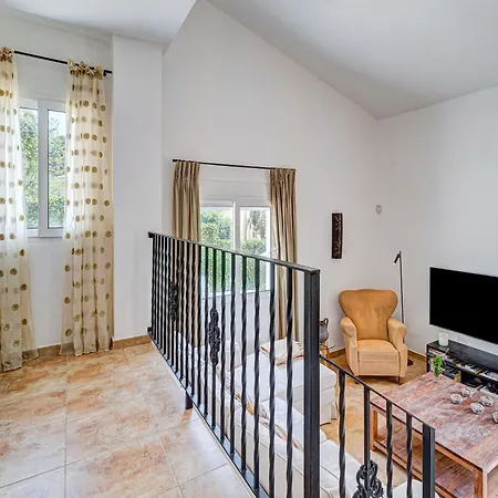 Villa Belvilla By Oyo Bella Ciao, Cleaning Included *